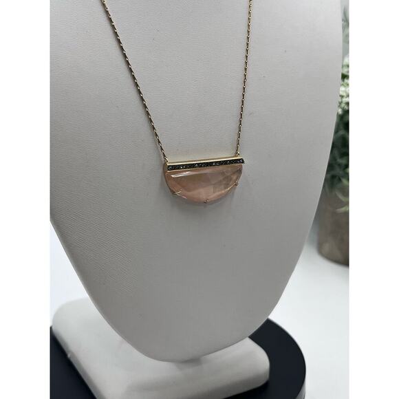 Stella & Dot Collector's Box Peach Pink Quartz Pendant Necklace - Picture 4 of 13